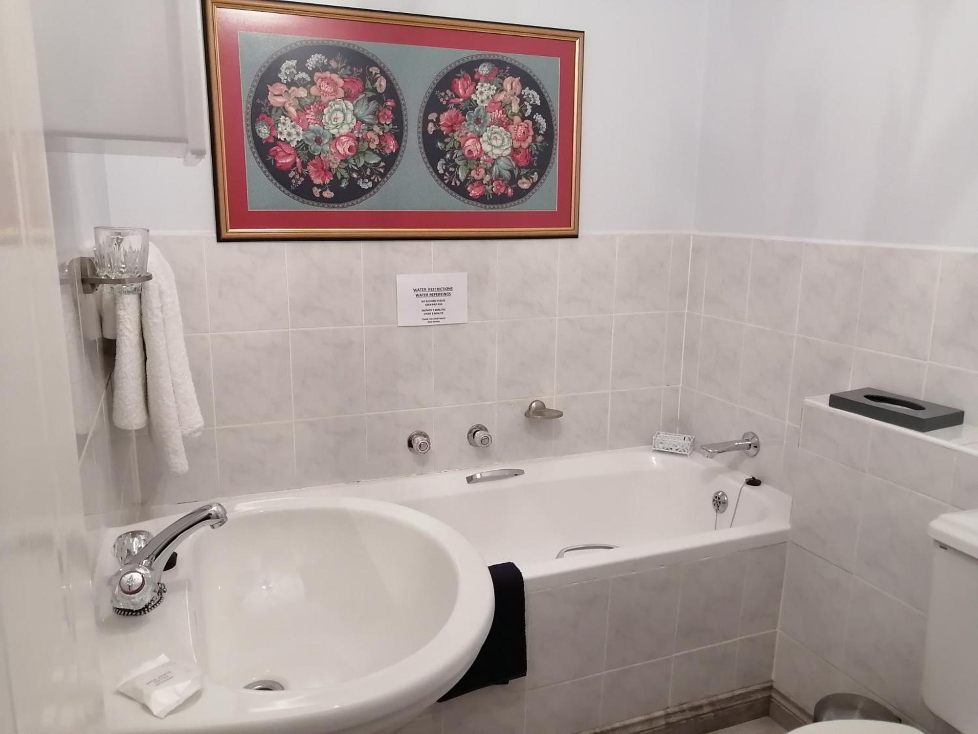 Amzee Bokmakierie Guest House Dana Bay Pokój zdjęcie