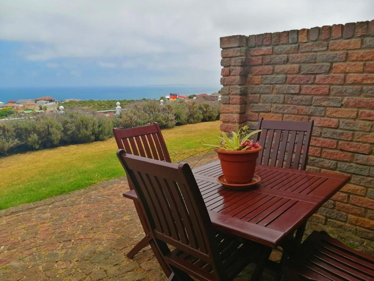 Amzee Bokmakierie Guest House Dana Bay Zewnętrze zdjęcie